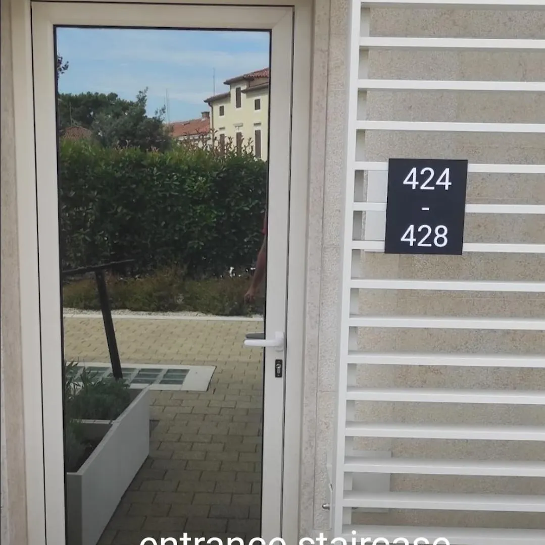 Garden Palace Apartment Umag Croatia