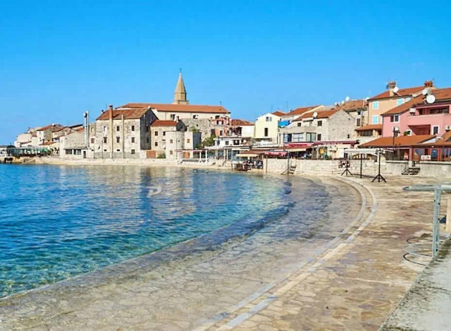 Garden Palace Apartment Umag 0*,